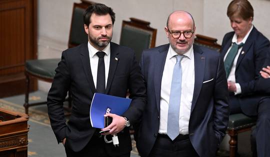 ‘Alle pistes liggen open’: wie wordt de nieuwe minister-president van Brussel?