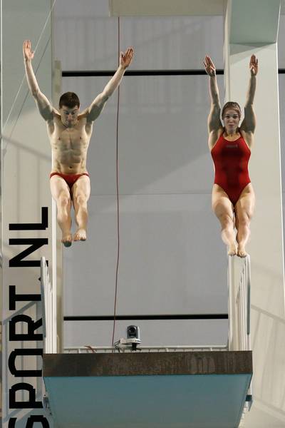 Bijrol Van Etten en Van Duijn op WK Schoonspringen