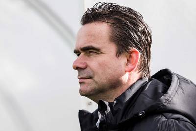 Overmars bevestigt interesse in tweetal