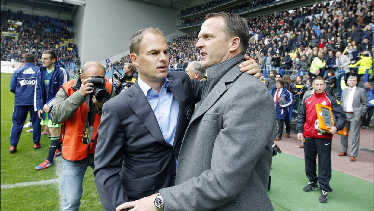 John Van den Brom naar Anderlecht? "Bal ligt bij Vitesse ...