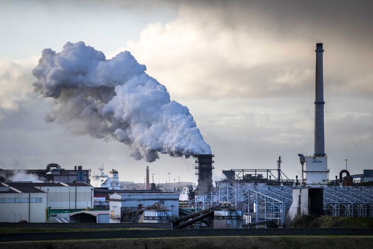 Reorganisatie Tata Steel uitgesteld om coronavirus