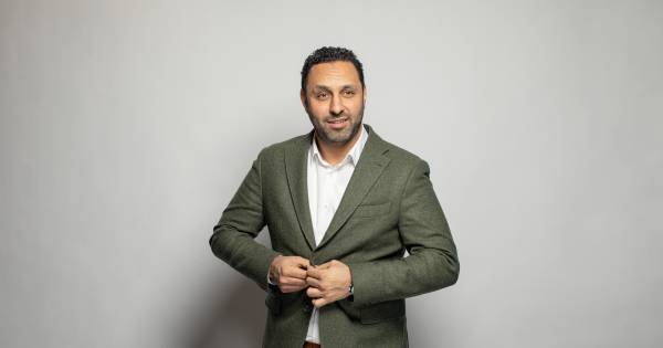 Khalid Kasem: Dat de islam onder vuur ligt doet mij pijn | Binnenland | AD.nl