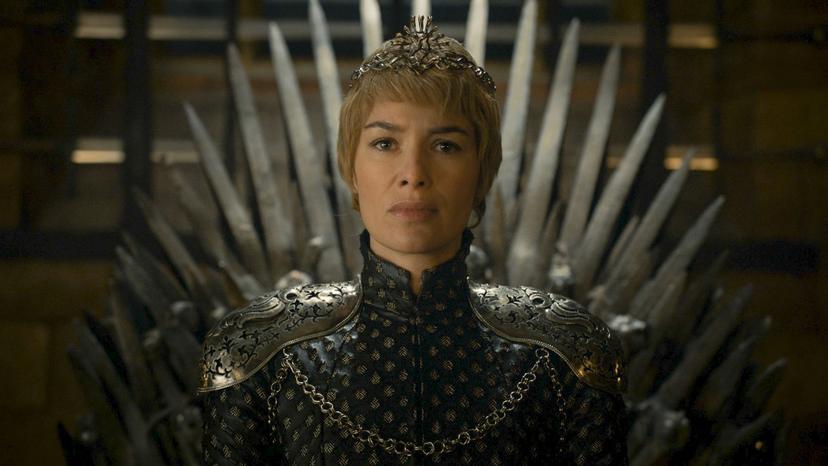 Lena Heady als Cersei Lannister op de Iron Throne