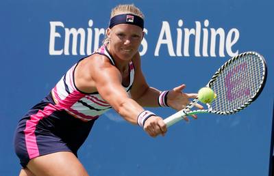 LIVE | Bertens met rug tegen de muur in eerste set