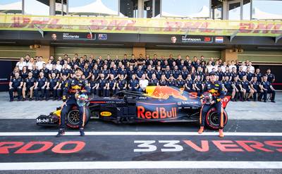 LIVE | Snelste tijd Verstappen, voor Hamilton en Ricciardo