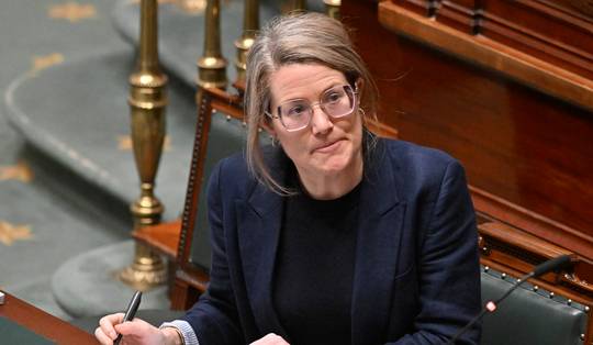 ‘Strengste asielbeleid ooit’ krijgt opnieuw flinke tik: ook Raad van State fluit minister Van Bossuyt terug