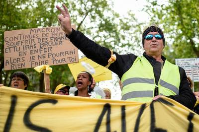 Gele hesjes voor 25ste keer de straat op in Frankrijk, opkomst neemt af