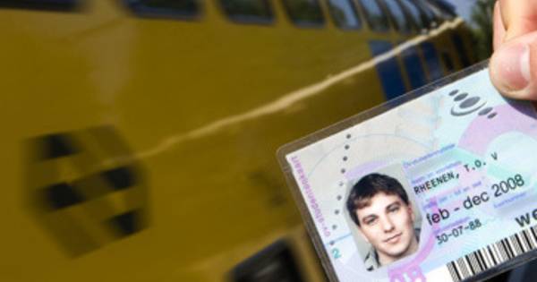 Studenten Reizen Vandaag Niet Gratis Boete Of Uitstappen Economie Gelderlander Nl