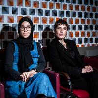Zussen Fatima-Zahra en Hind Eljadid over hun graphic novel: ‘Het is soms een absolute mindfuck om zulke verhalen te brengen’