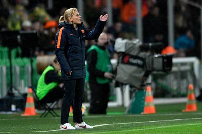 Wiegman wil doorpakken met Leeuwinnen: 'Lat gaat omhoog'