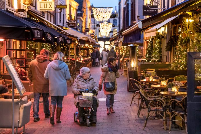 Meer Ruimte Voor En Op Het Terras In Den Bosch Maar Geen Ruimte Voor Grote Horecaconcepten In Centrum Den Bosch Vught Nl