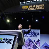 Nieuwe peiling: Vlaams Belang grootste in Vlaanderen, N-VA zakt naar laagste score sinds 2024