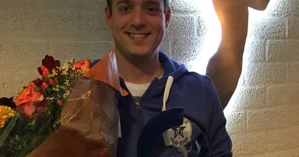 Arnoud Cremers is clubheld van Volleybalclub Achilles Beugen - De Gelderlander