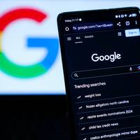Het algoritme een handje helpen: zo stel je ‘De Morgen’ in als ‘voorkeursbron’ in Google