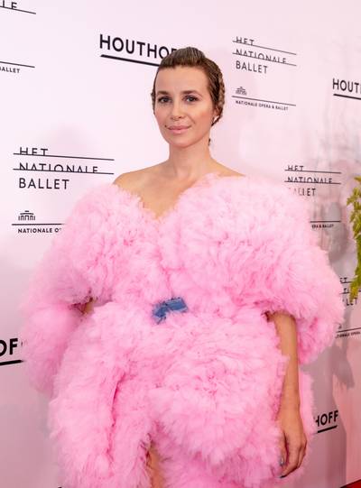 Victoria is misselijk en Sonja Bakker trekt stoute laarsjes aan