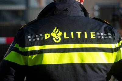 Moeder en oma laten baby achter in Schiedamse winkel na mislukte diefstal