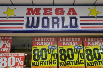 Toekomst winkelketen Mega World blijft nog even onduidelijk