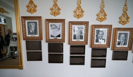 ‘De ergste president ooit’: zelfs in de presidentiële eregalerij wil Trump zijn voorgangers vernederen