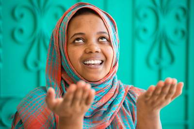 Soedanees kindbruidje geveild voor 500 koeien, auto's, motoren en boot