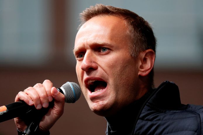 Aleksej Navalny noemt de dokter een ‘liegende nietsnut’.