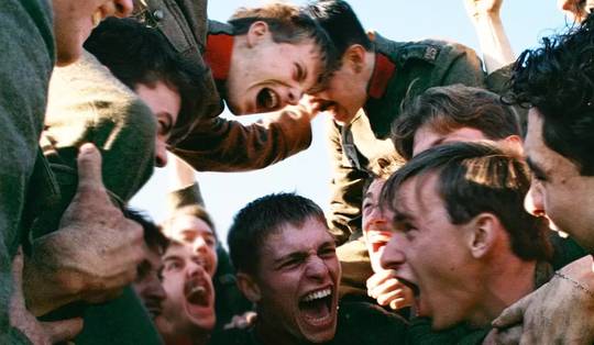 Cannes zag de film pas gisteren: hoe ‘Coward’ onverwacht de selectie haalde