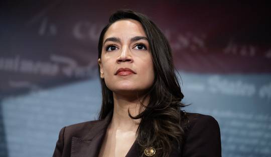 Alexandria Ocasio-Cortez op kruispunt: wordt zij in 2028 de jongste Amerikaanse president ooit?