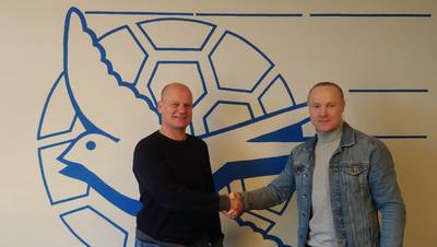 De Zwaluw haalt met Van de Venn derde trainer in drie jaar