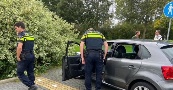 Auto rijdt door na ongeval in Bodegraven.