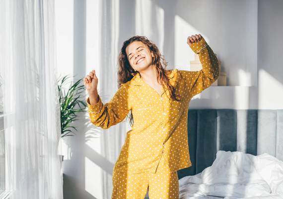Het is he-le-maal oké om deze zomer in je pyjama op pad te gaan