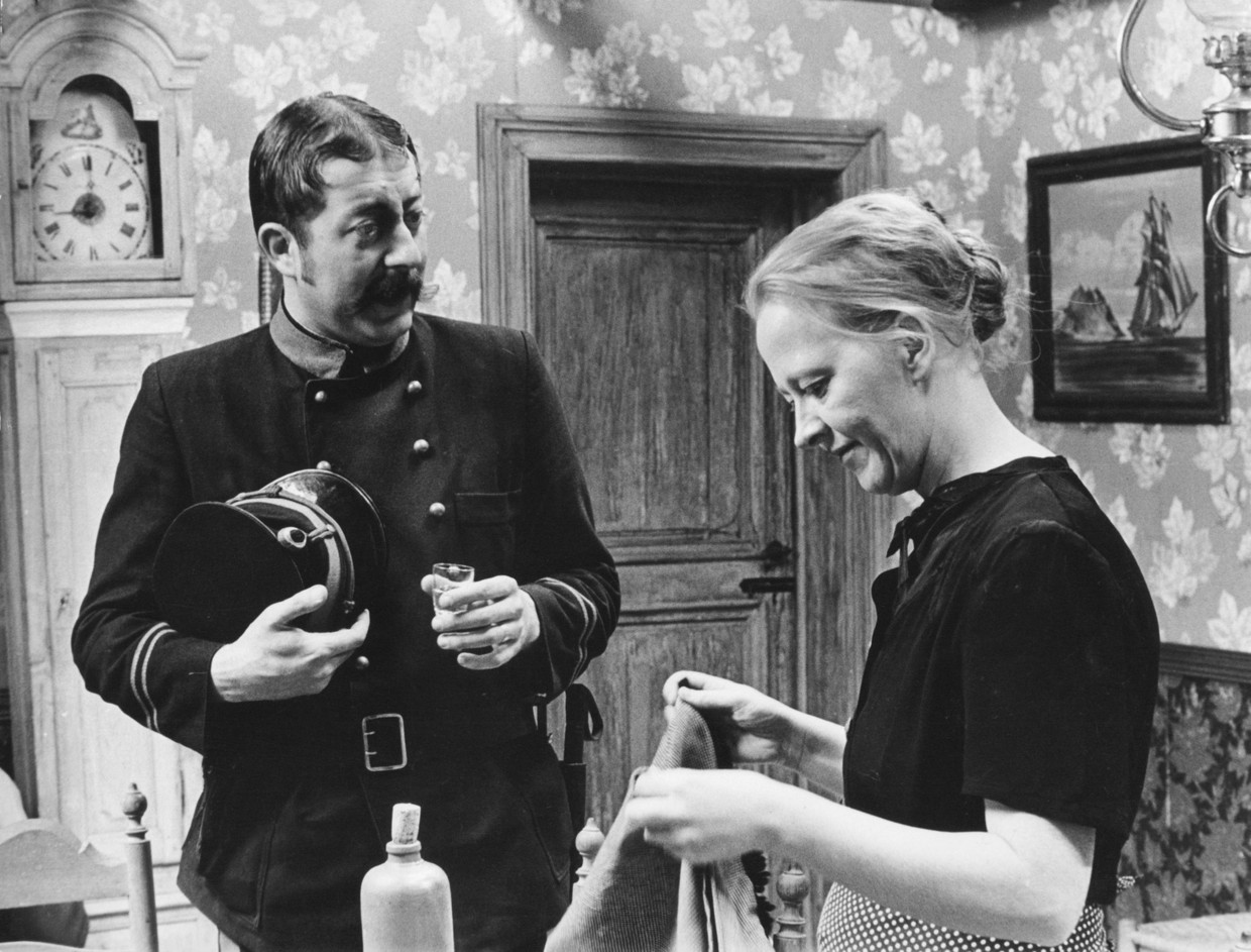 Actrice Dora van der Groen is overleden De