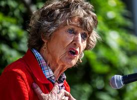 Zo werd politica Hedy d’Ancona in een klap miljonair