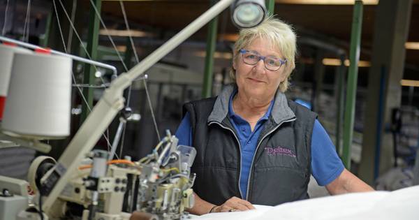 Lidy (66) uit Delden stopt na ruim twee miljoen dekbedden bij Deltex