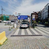 ‘Het openbaar domein is meer dan een parking’: Gent slaat aan het ontharden en vergroenen, ten koste van duizenden parkeerplaatsen
