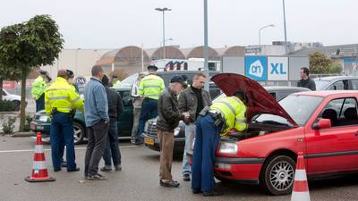 Belastingdienst haalt 26.000 euro op tijdens grote verkeerscontrole in Ede