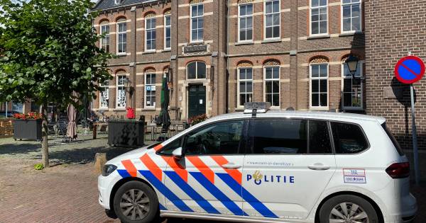 Pinautomaat keert na kraak niet terug bij Acropolis: Rabobank zoekt nieuwe plek in Megen - BD.nl