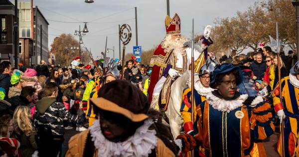 Helder Helmond Koestert Zwarte Piet Knecht Dat Is Een Eretitel Helmond Ad Nl