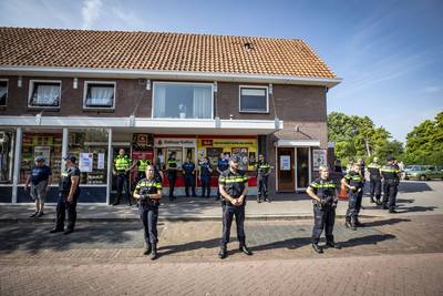 Heropening supermarkt Berning niet voor medio volgende week: ‘Eerst plan van aanpak nodig’