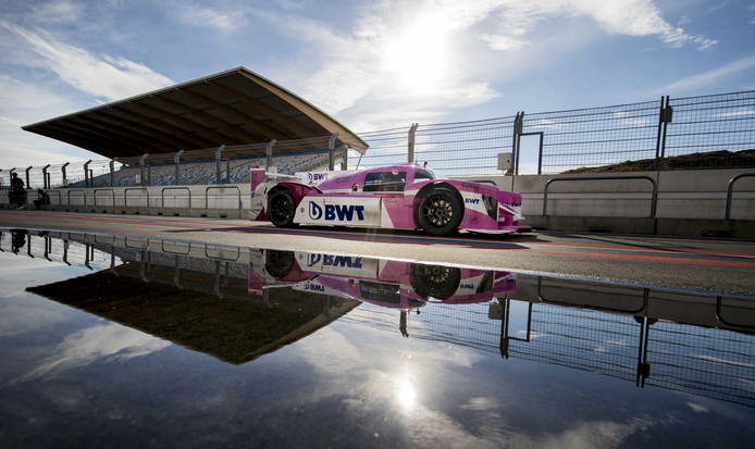 Racen? Kan ook op waterstof, maakten studenten van de TU Delft duidelijk op het circuit van Zandvoort.