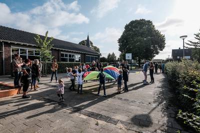 Wat doen we met de dorpsschool? Heel Lathum mag daarover meepraten