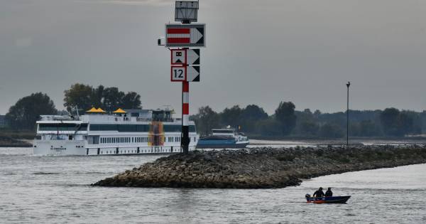 Ruimte voor verbetering bij langsdam op de Waal tussen Tiel en Ophemert