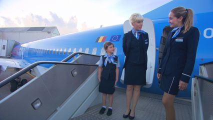 4. Clubhuis - Ridder - Stewardess