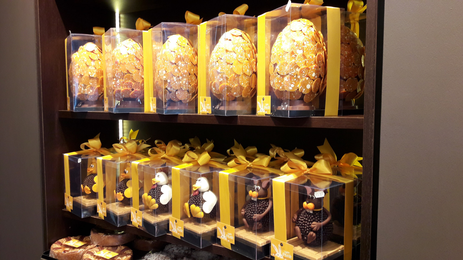 Het Wordt Steeds Gekker Ook Met De Paasdagen Foto Bd Nl