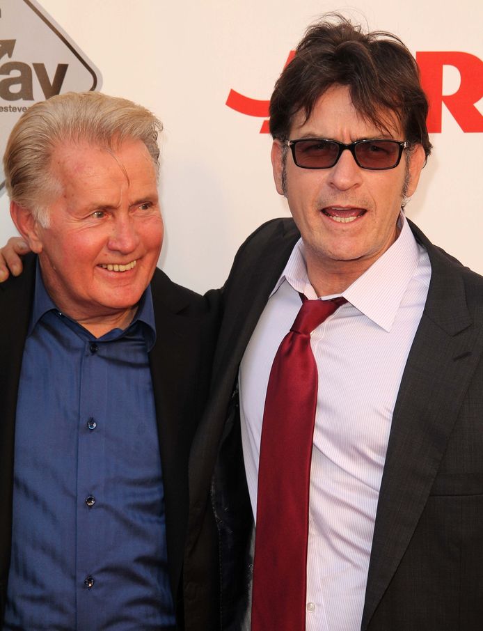 Martin Sheen Apetrots Op Dappere Zoon Charlie Sterren Ad Nl