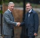 Dan toch een paars-groene regering? Koning stelt PS-voorzitter Paul Magnette aan als informateur