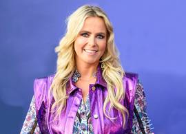 Monique Smit reageert op alle negatieve reacties op haar zwangerschap