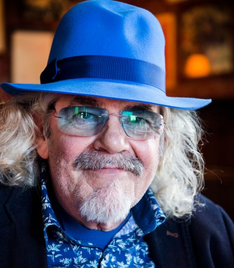 Wi J Doet Ut Samen Akoestisch Optreden Van Normaal Tienduizenden Keren Bekeken Bronckhorst Gelderlander Nl