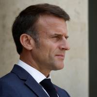 De gok van Macron met vervroegde verkiezingen is roekeloos. Ook wij kunnen er de gevolgen van dragen