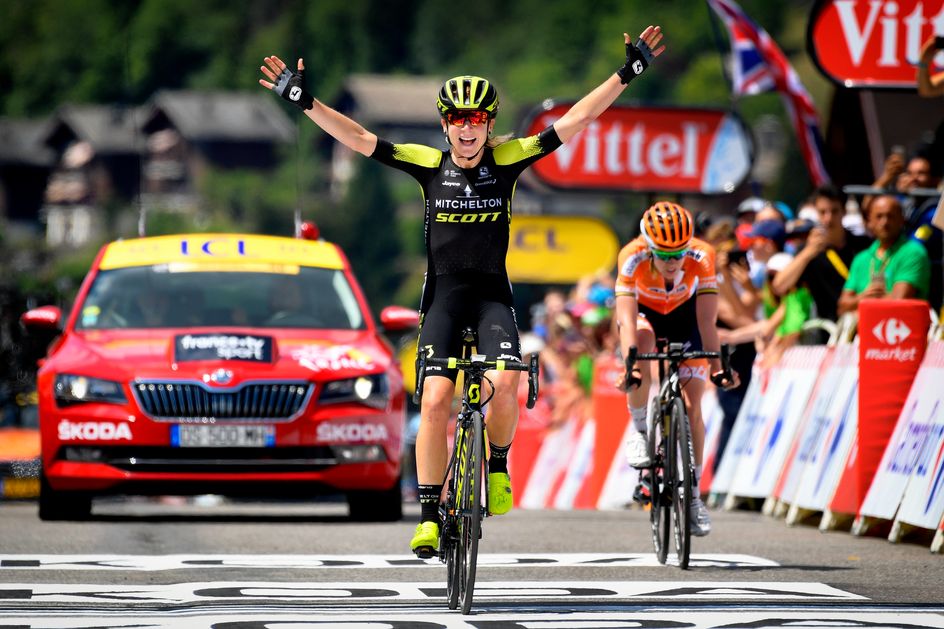 Annemiek van Vleuten wint twee dagen na de Giro ook nog La ...