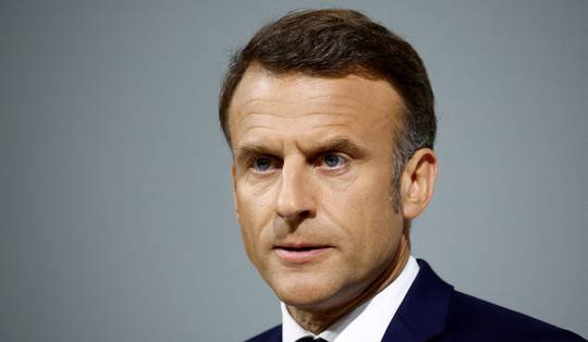 ‘Macrons beslissing gaat het collectief geheugen in als de grootste blunder in de recente Franse geschiedenis’