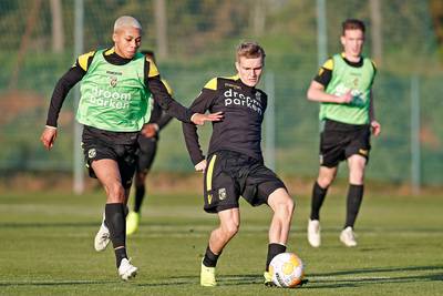 Vitesse legt aanvaller Margaret vast